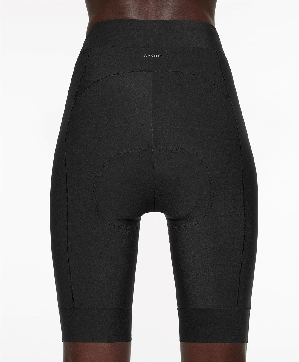 Oysho 20cm Cycling Shorts Fekete | KAIFRX-039