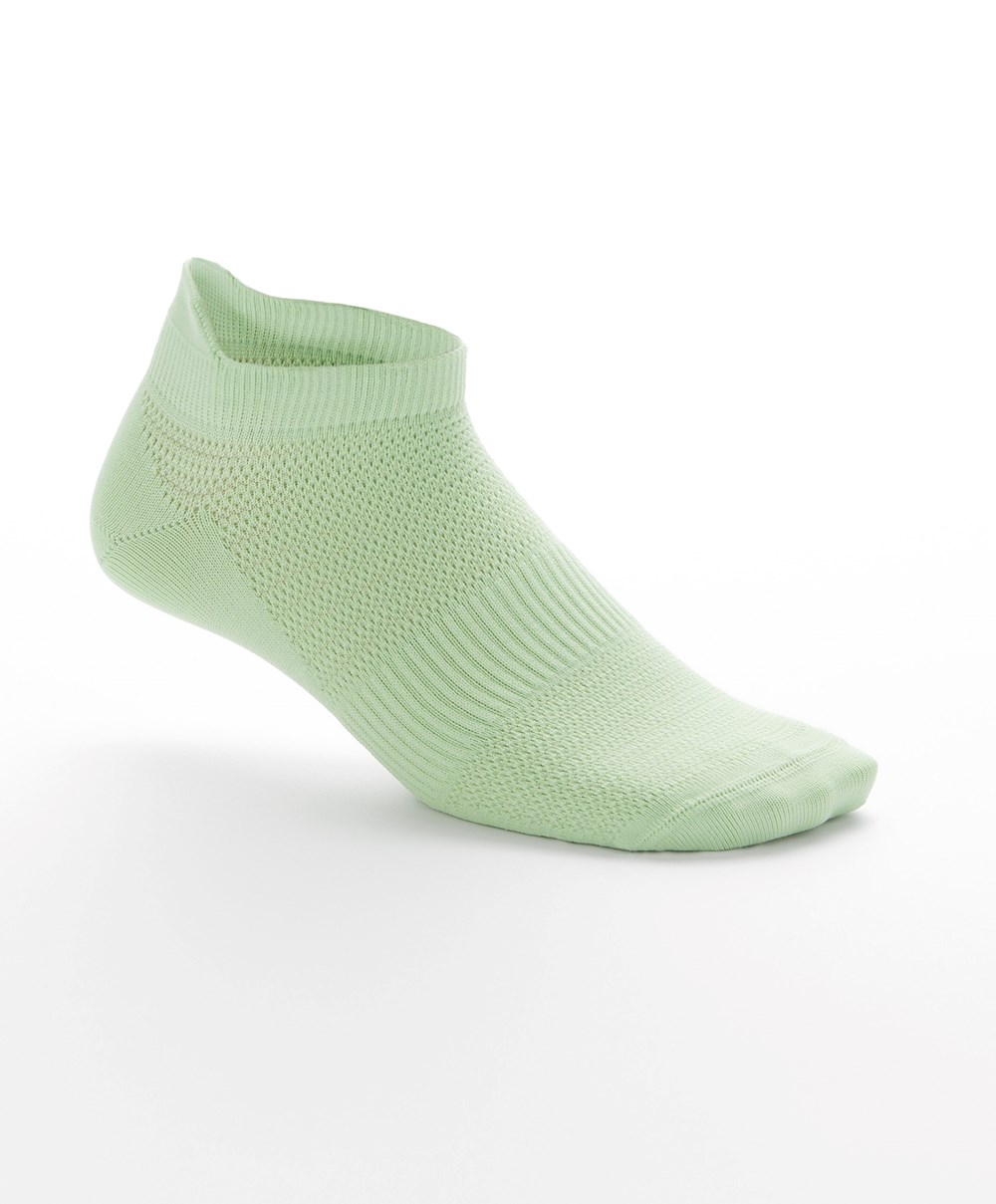 Oysho 3 Pairs Of Polyamide Sports Sneaker Socks Menta | TEBUFG-046