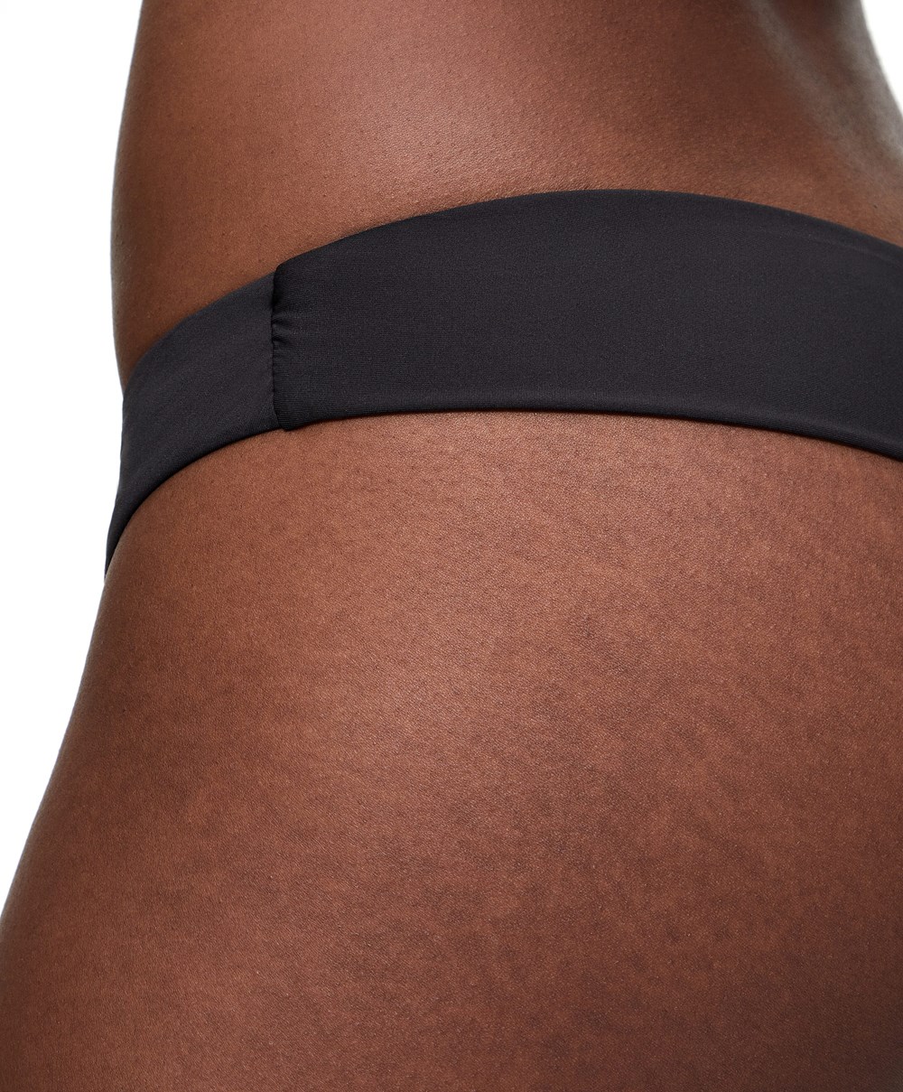 Oysho Brazilian Bikini Briefs Fekete | KODHIG-801