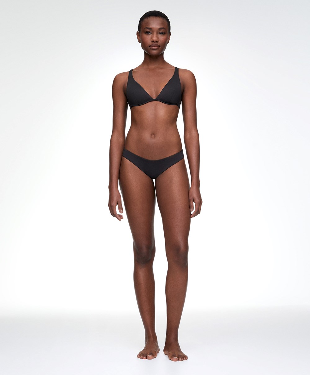 Oysho Brazilian Bikini Briefs Fekete | KODHIG-801