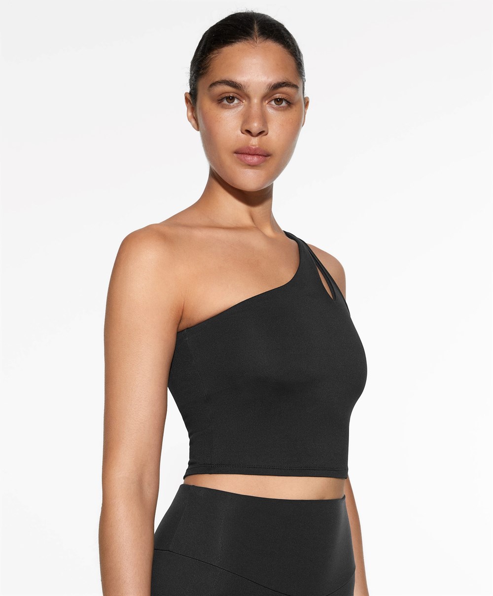 Oysho Comfortlux Asymmetric Top With Cups Fekete | NKPDIF-356