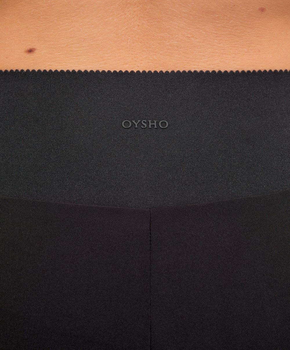 Oysho Compressive 7cm Shorts With Pocket Fekete | FJGOBM-860