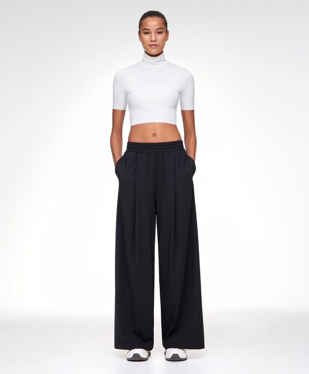 Oysho Cropped T-shirt With Raised Neck Fehér | TOLZMB-583