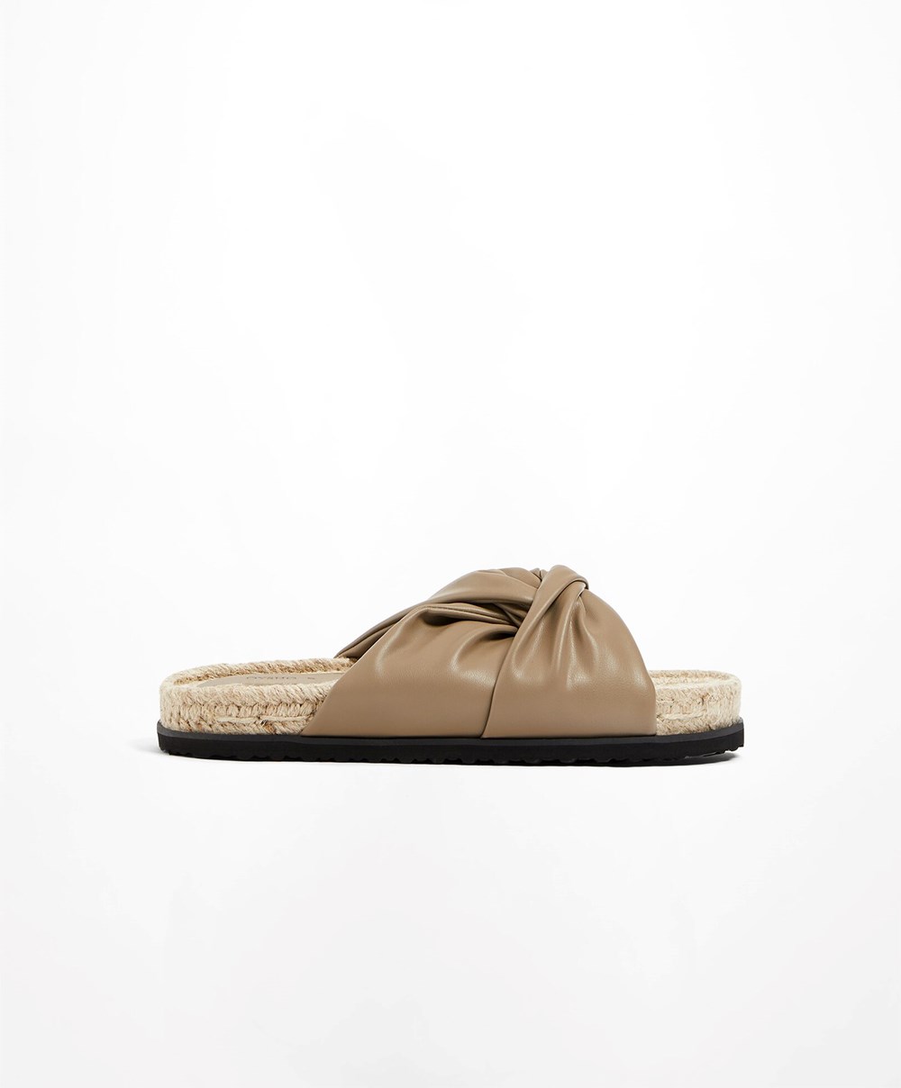 Oysho Crossover Sandals Mole | BAWERD-504