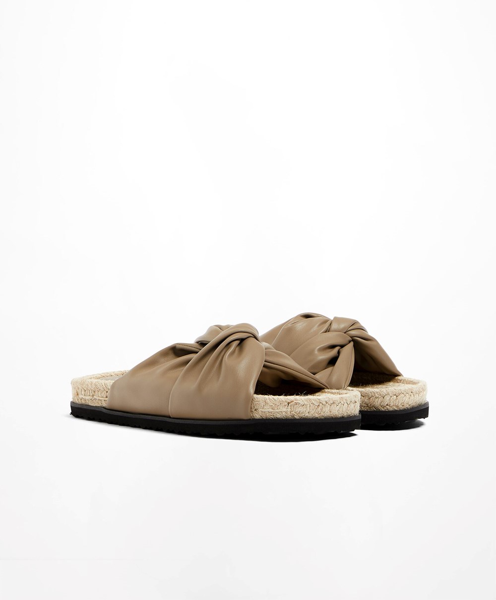 Oysho Crossover Sandals Mole | BAWERD-504