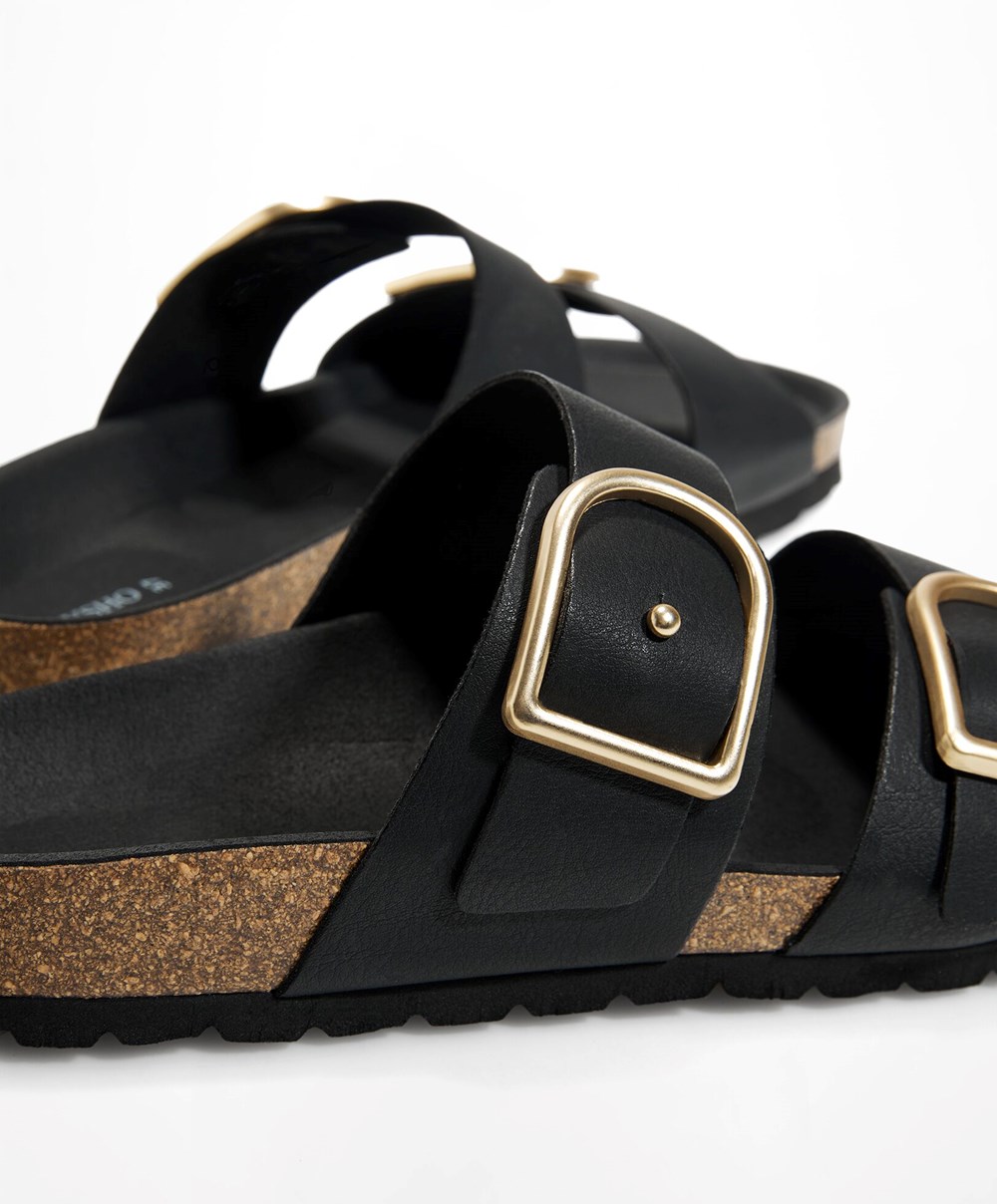 Oysho Csatos Sandals Fekete | JGCRIA-496