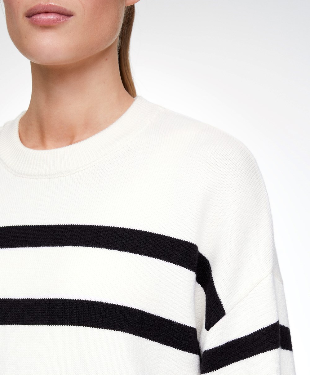 Oysho Csíkos Knit Jumper Fekete | HCBEMZ-893