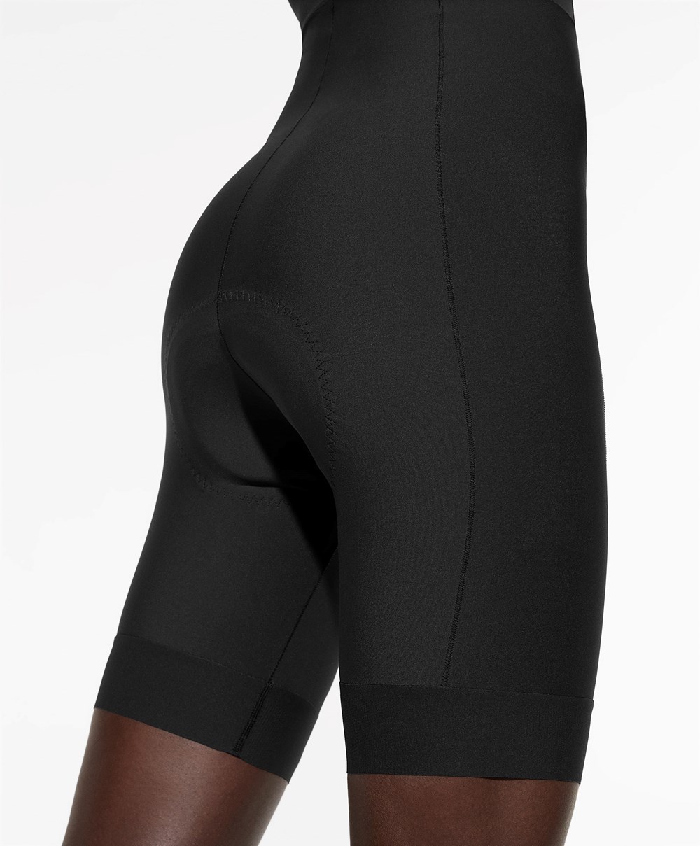 Oysho Cycling Rövid One-piece With Straps Fekete | GXCAHM-402