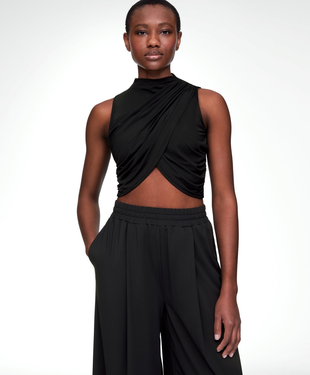 Oysho Draped Crop Top Fekete | ARIVLU-347