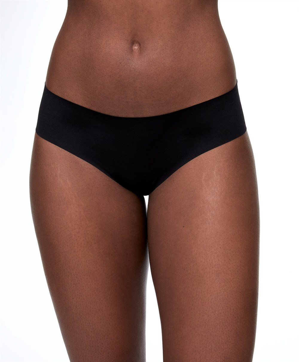 Oysho Invisible Laser-cut Brazilian Briefs Fekete | HWBJSA-198