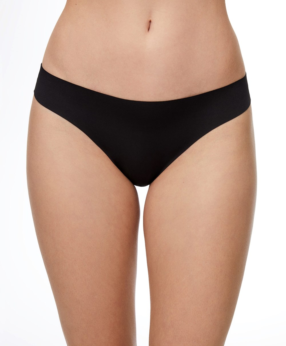 Oysho Invisible Laser-cut Hipster Tanga Fekete | BMCLPI-024