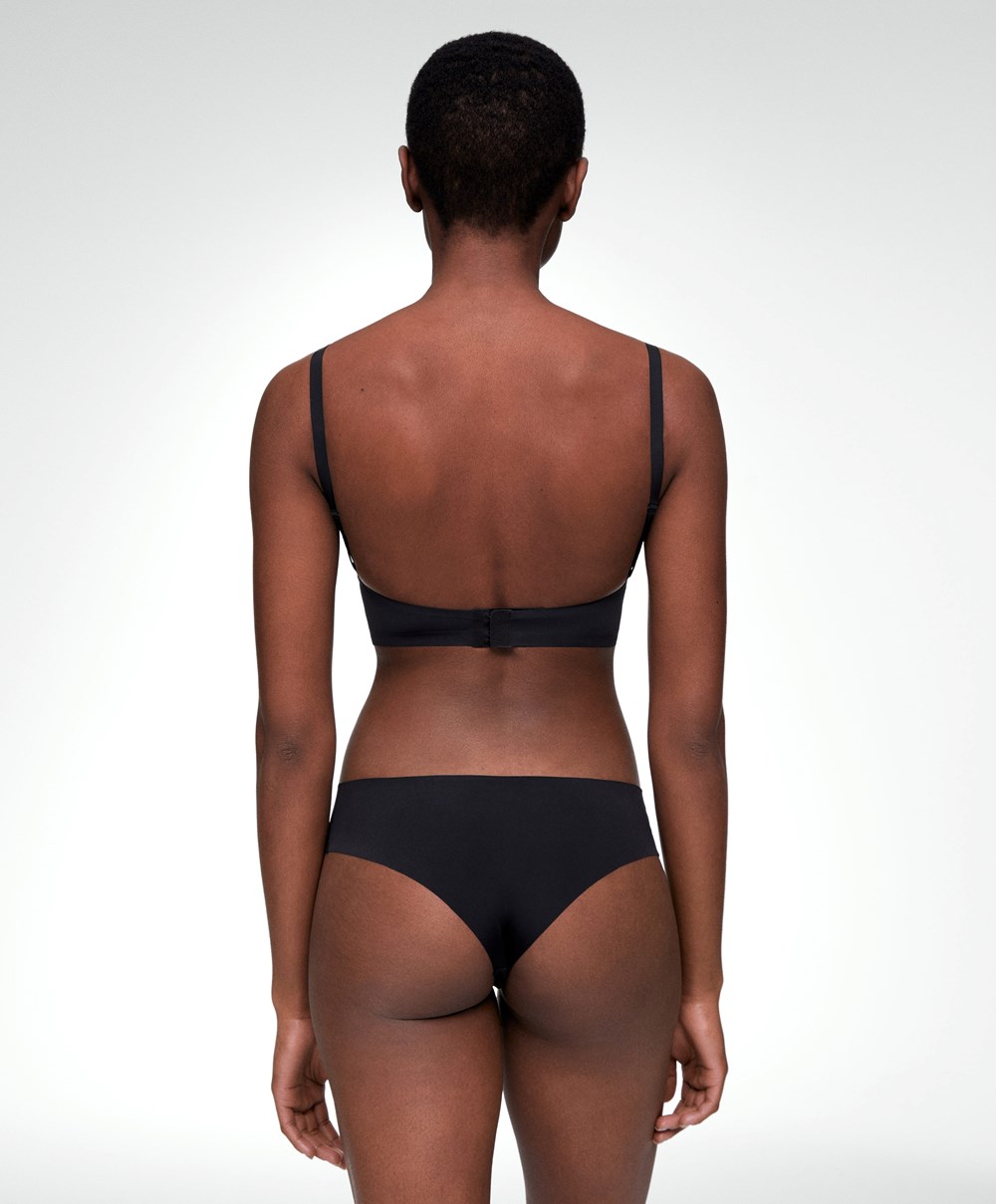 Oysho Invisible Laser-cut Triangle Bra Top With Low Back Fekete | VIJLFT-431