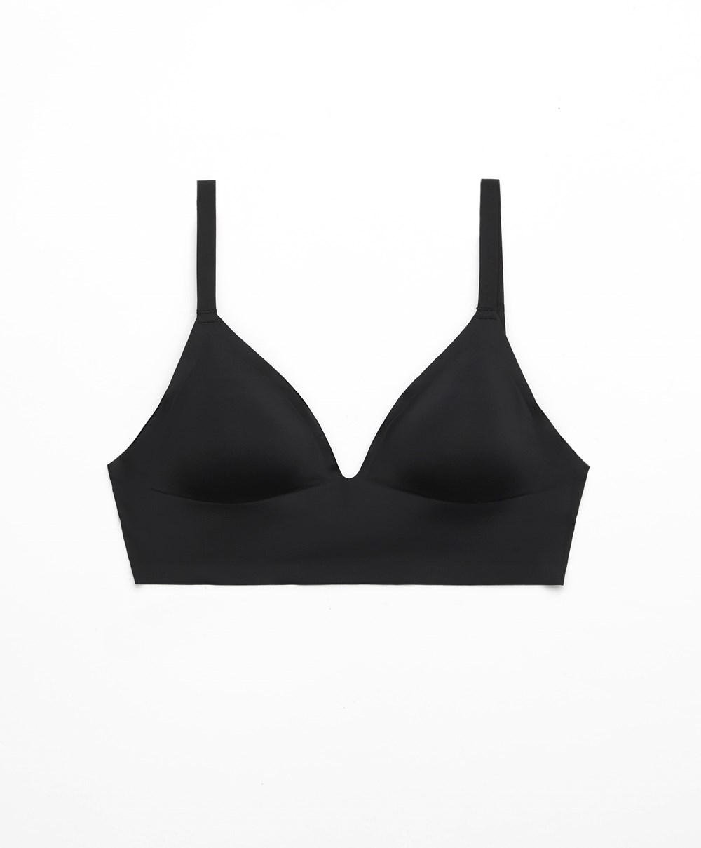 Oysho Invisible Laser-cut Triangle Bra Top With Low Back Fekete | VIJLFT-431