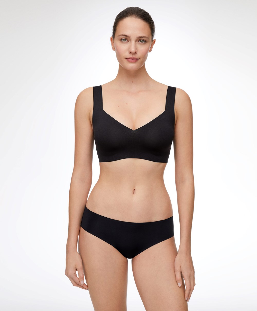 Oysho Invisible Laser-cut V-neck Bra Fekete | DPQFKU-538