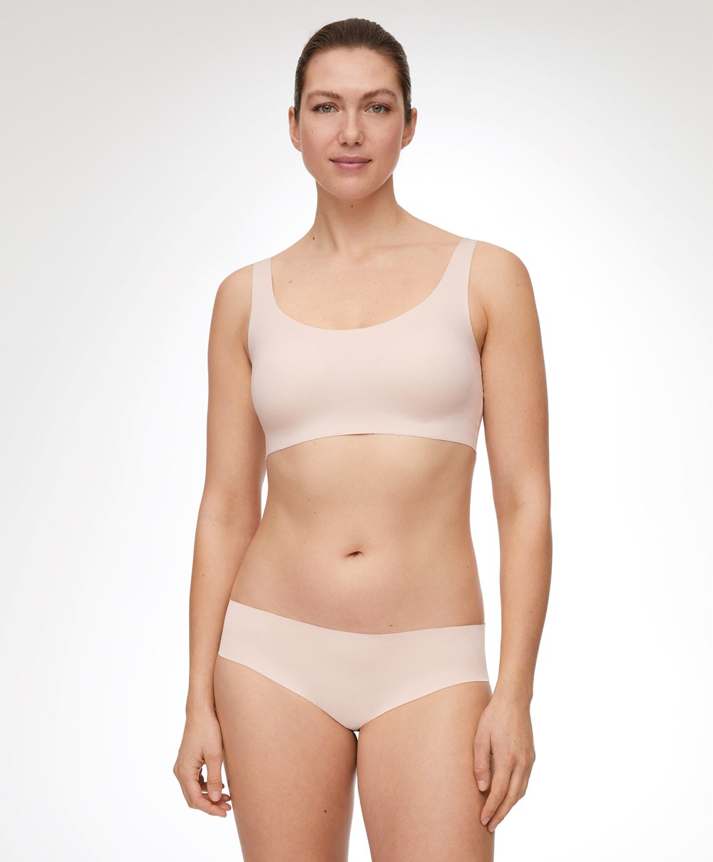 Oysho Laser-cut Invisible Classic Briefs Almond | DWCEVZ-670