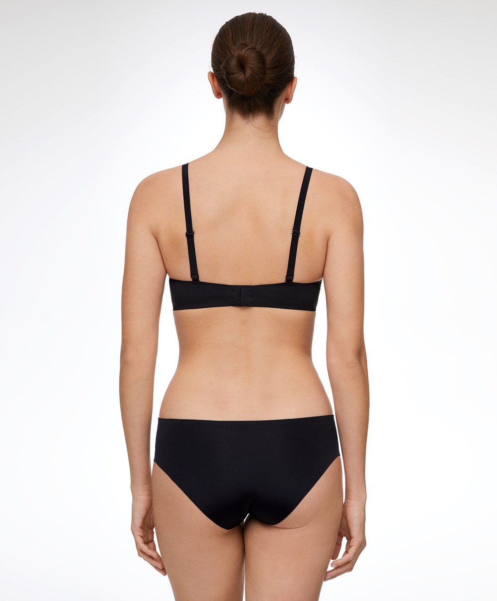 Oysho Laser-cut Invisible Classic Briefs Fekete | IJMRND-543