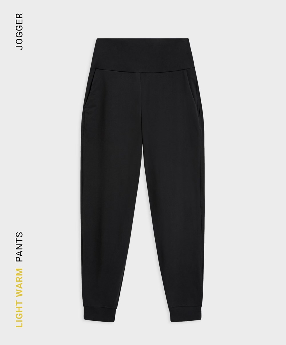 Oysho Light Warm Joggers Fekete | AVMFNT-371