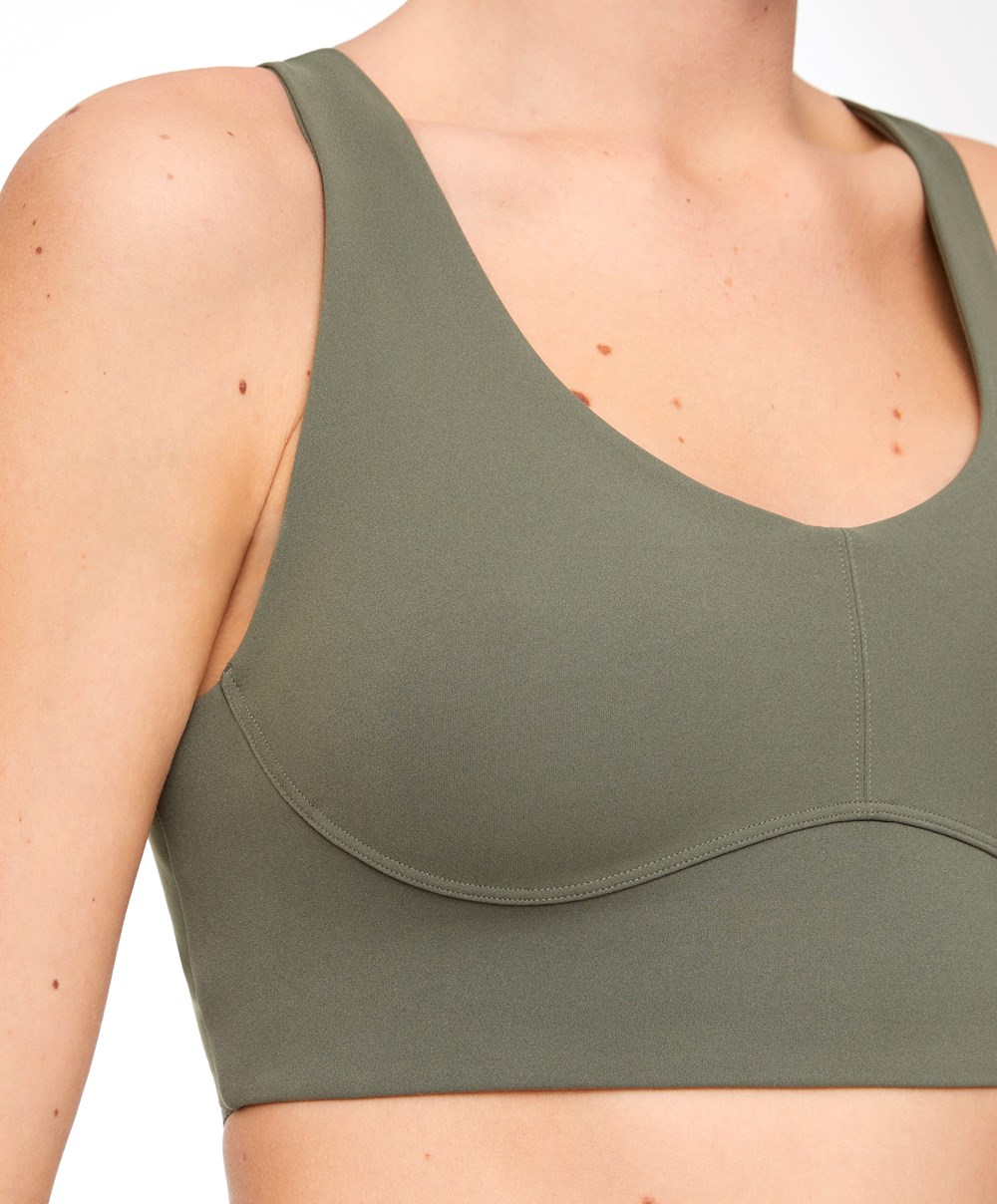 Oysho Medium Support Compressive Sports Bra Sötétkhaki | IRYSCX-027