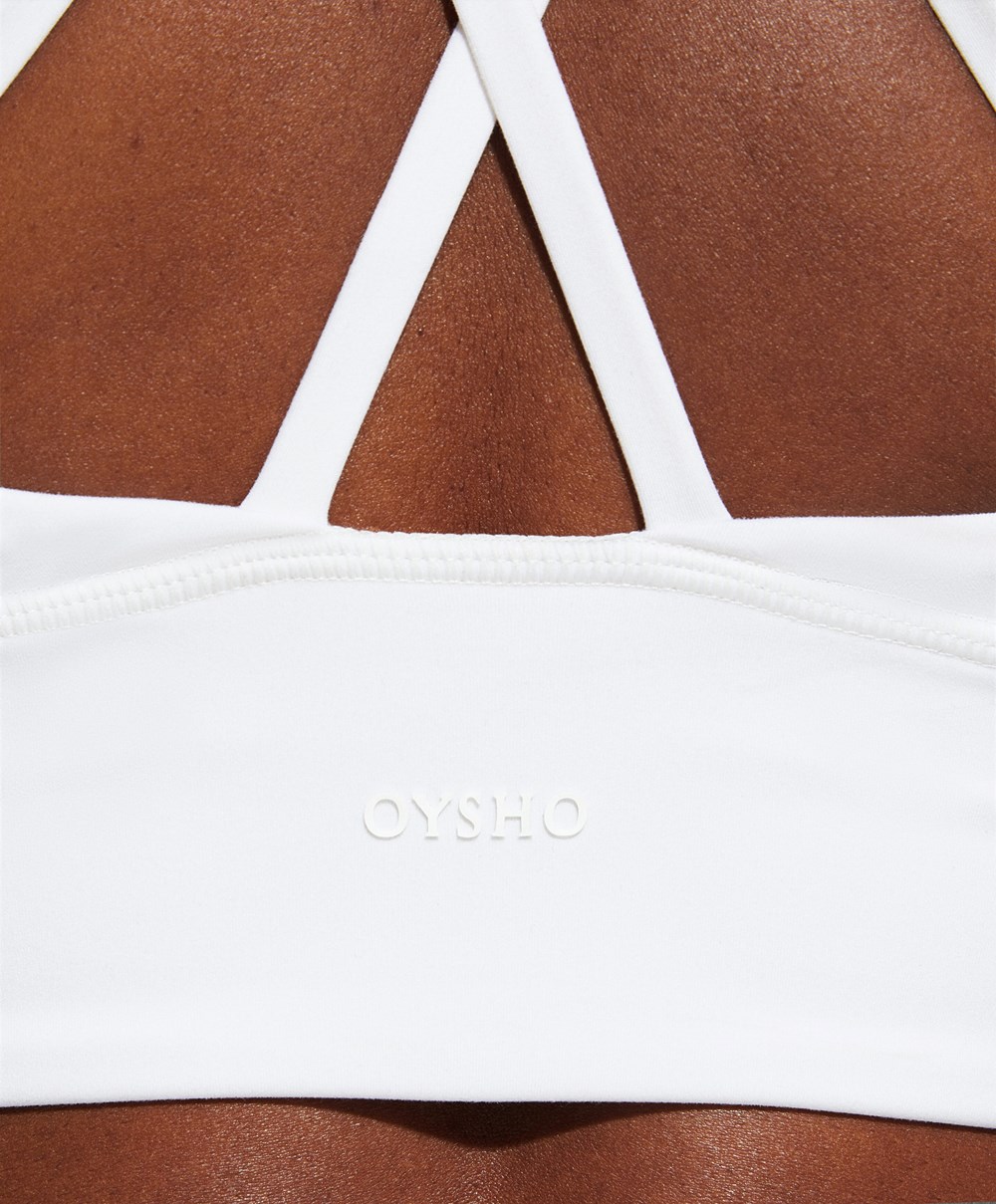 Oysho Medium-support Sports Bra With Cups Fehér | QPYBXF-869