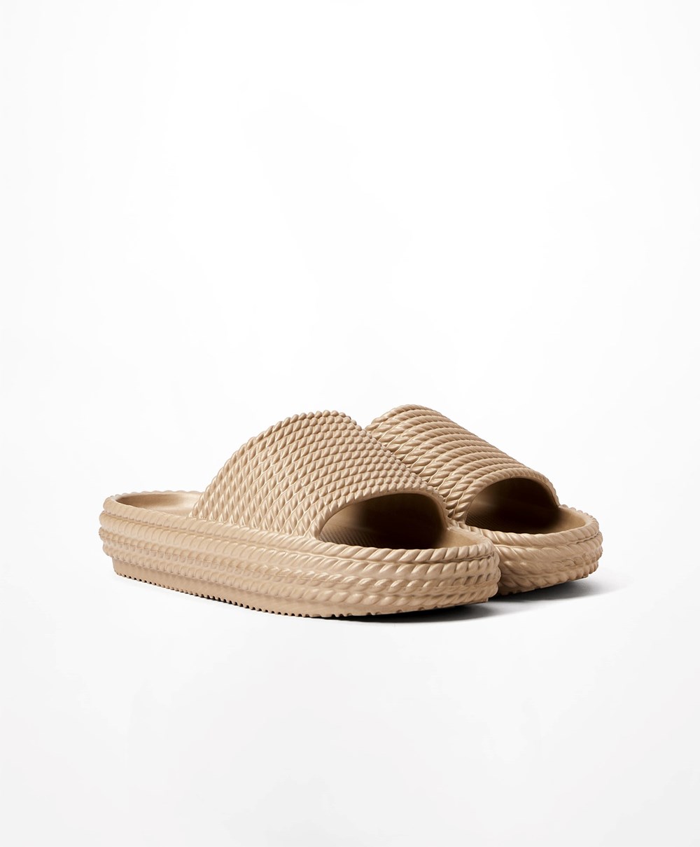 Oysho Metallic Braided Platform Slides Arany | DLYJUO-275