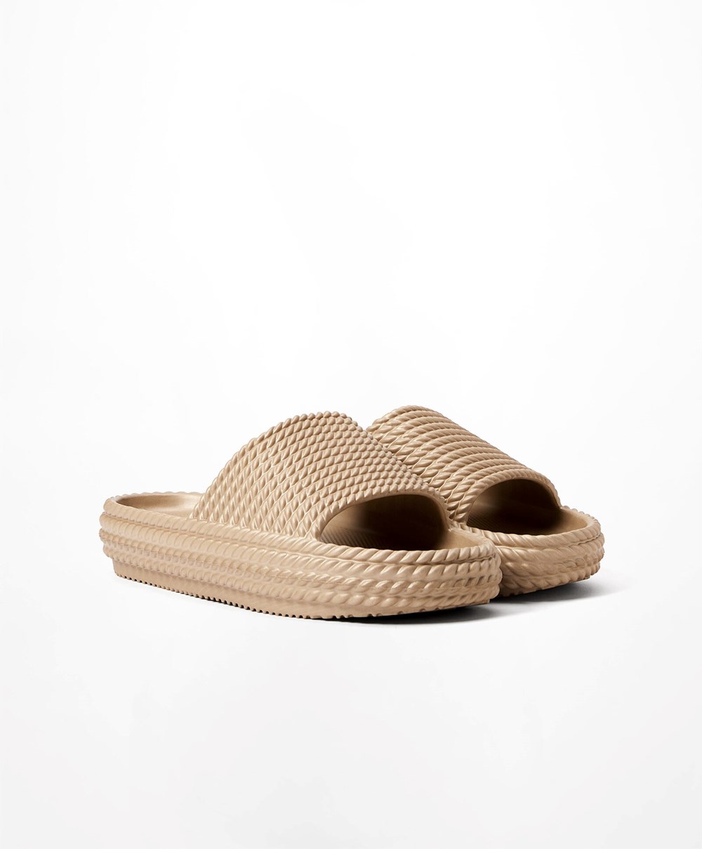 Oysho Metallic Braided Platform Slides Arany | SFKRGU-510