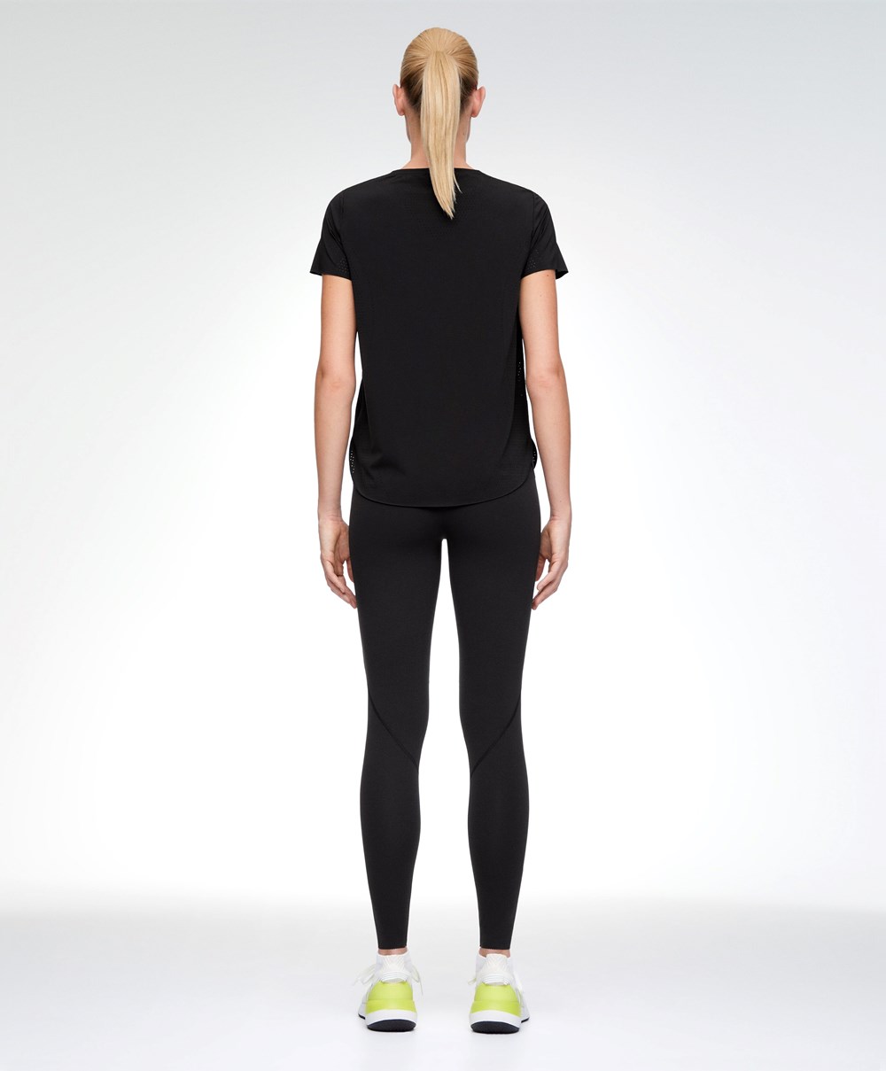 Oysho Microperforated Rövid-sleeved Technical T-shirt Fekete | PJDVFN-405