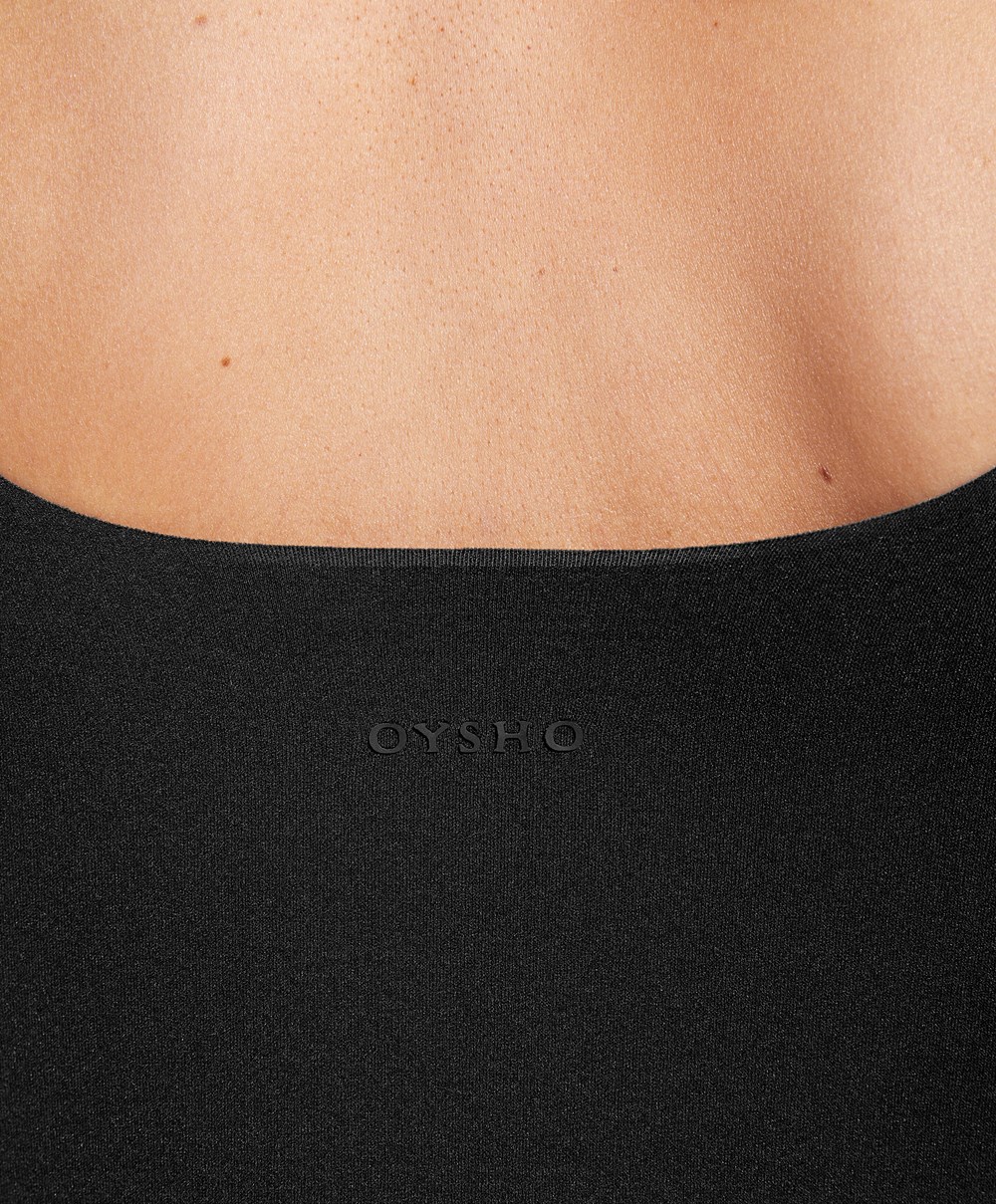 Oysho Perfect-adapt Vest Top With Cups Fekete | KZPRMD-713