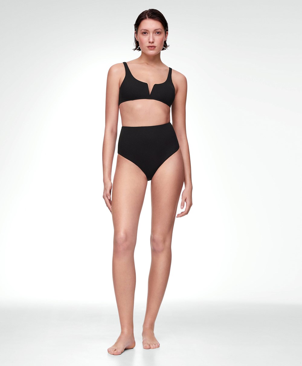 Oysho Piqué Halterneck Bikini Top Fekete | JTMHKZ-968