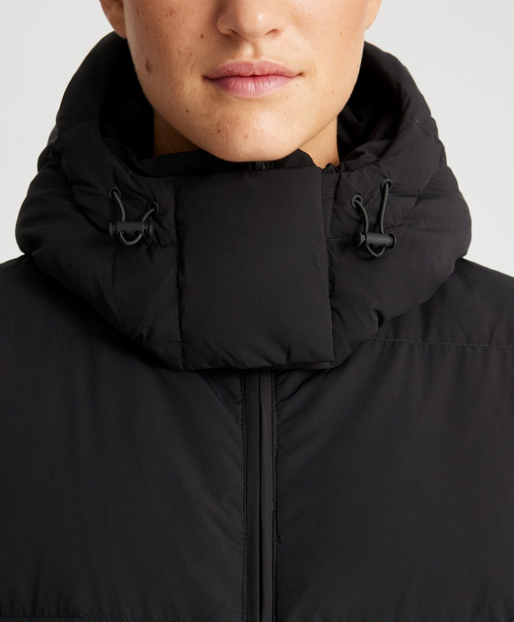 Oysho Párnázott Down Jacket Fekete | KAXQPW-180