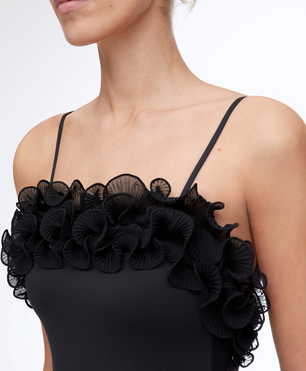 Oysho Ruffled Bandeau Swimsuit Fekete | WMPRAO-093