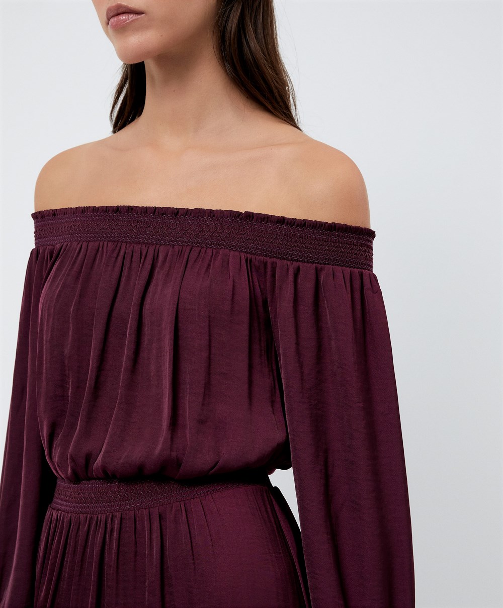 Oysho Satin Off-shoulder Long Ruha Aubergine | MRXDYE-415