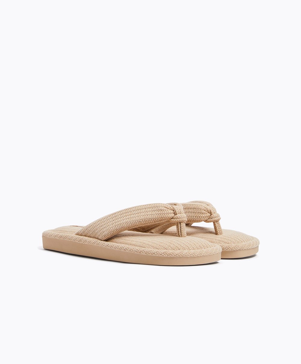 Oysho Texture Tanga Sandals Bézs | OXTYCE-385