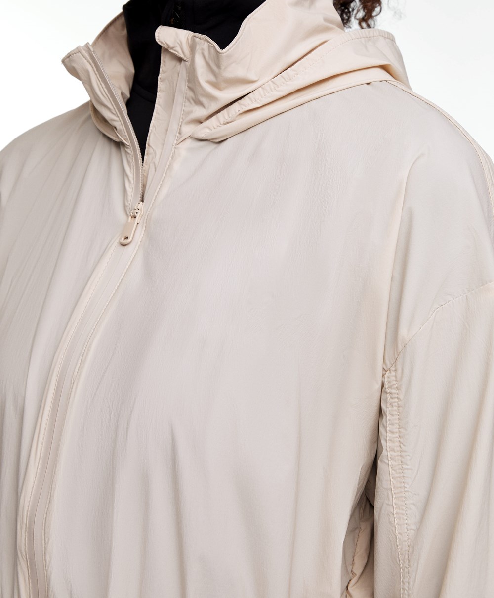 Oysho Vizi-repellent Futó Jacket Sand | JIPBDT-163