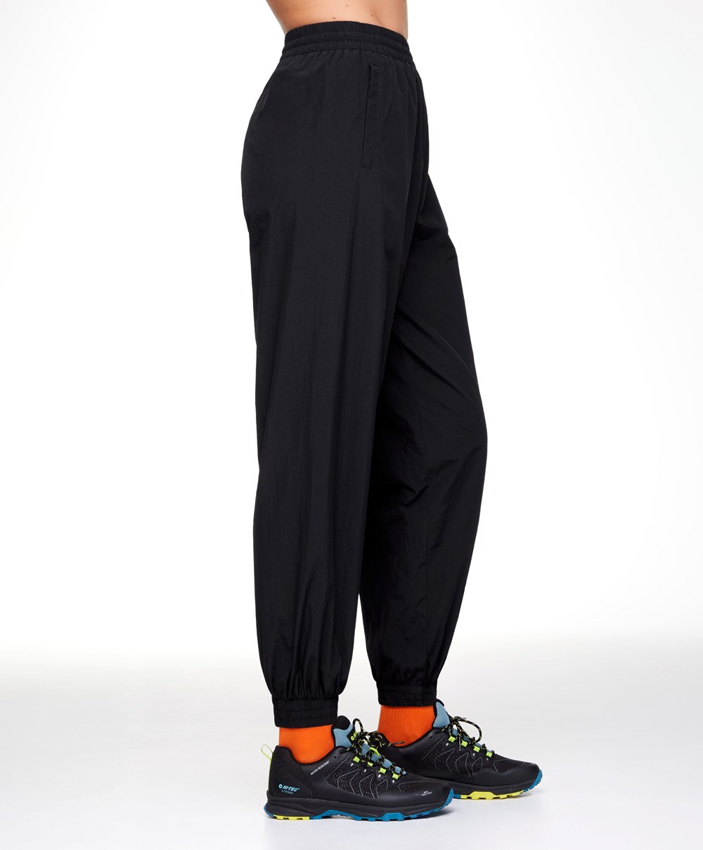 Oysho Vizi-repellent Joggers Fekete | EZJICR-594