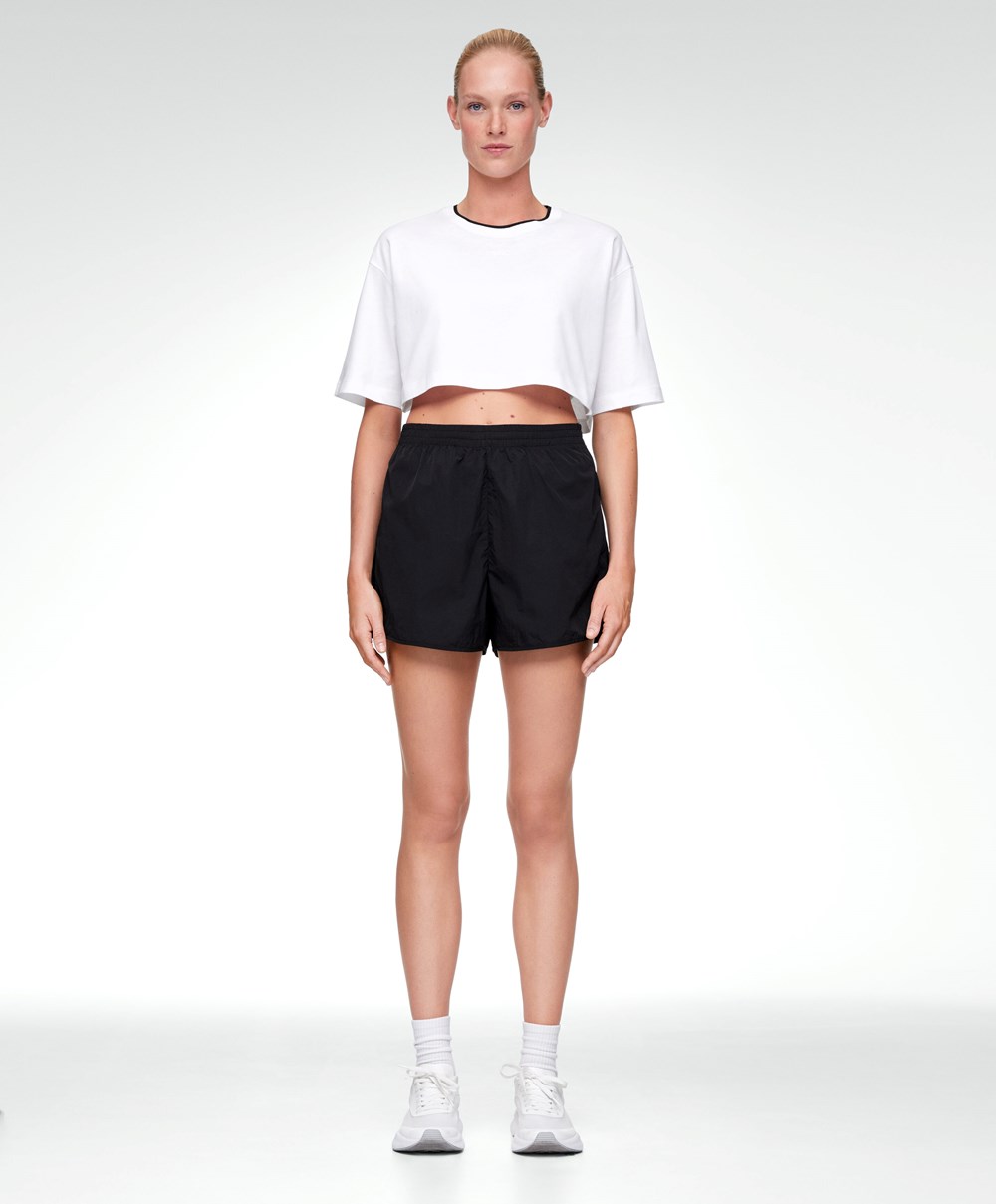 Oysho Vizi-repellent Shorts Fekete | AUQDZJ-763