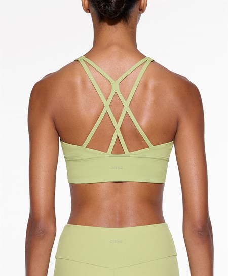 Oysho Medium-support Sports Bra With Cups Zöld | WOTSJC-791